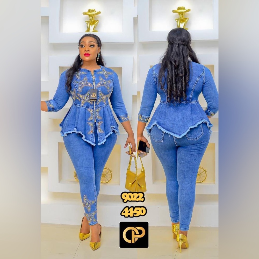 ❌ SOLD OUT ❌  Beautiful Demin set. 2 piece Jeans.